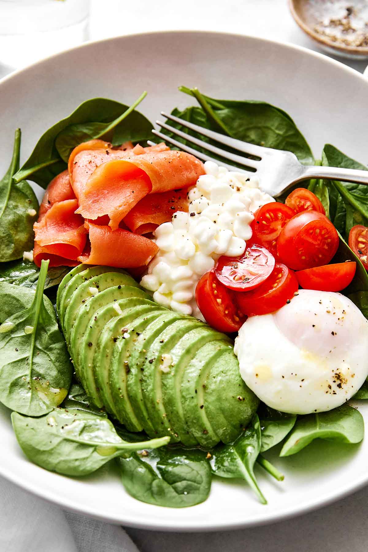 This is the clean and lean protein bowl I make regularly for breakfast! It's high-protein, fiber-forward, and so easy to assemble. High-protein breakfast bowl recipe.