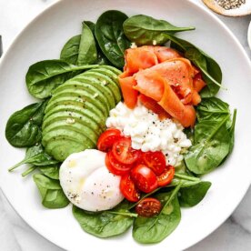 High-protein breakfast bowl recipe.