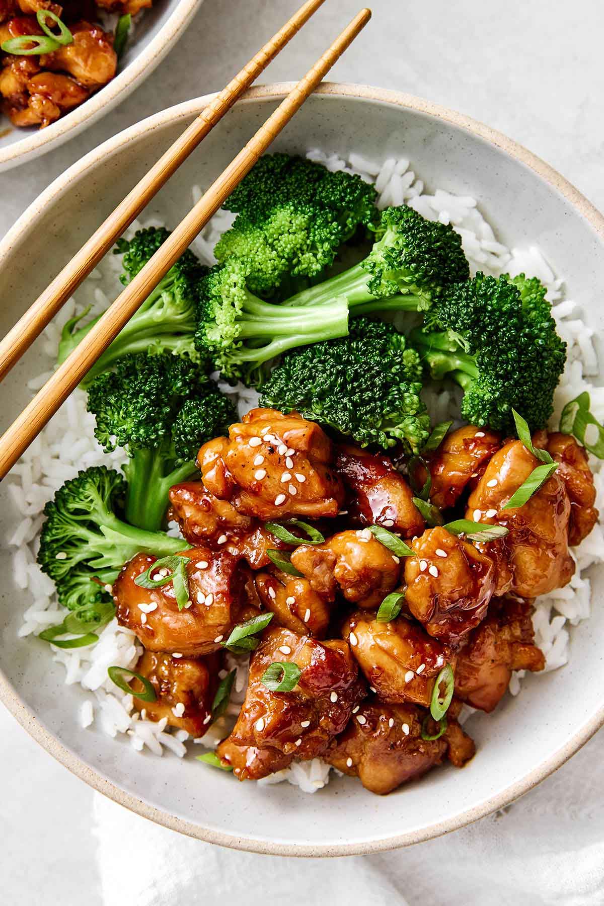The best dinner ideas to keep in your rotation! From quick and easy recipes to fun ideas for meal prep, there's something for everyone. Best dinner idea featuring teriyaki chicken.
